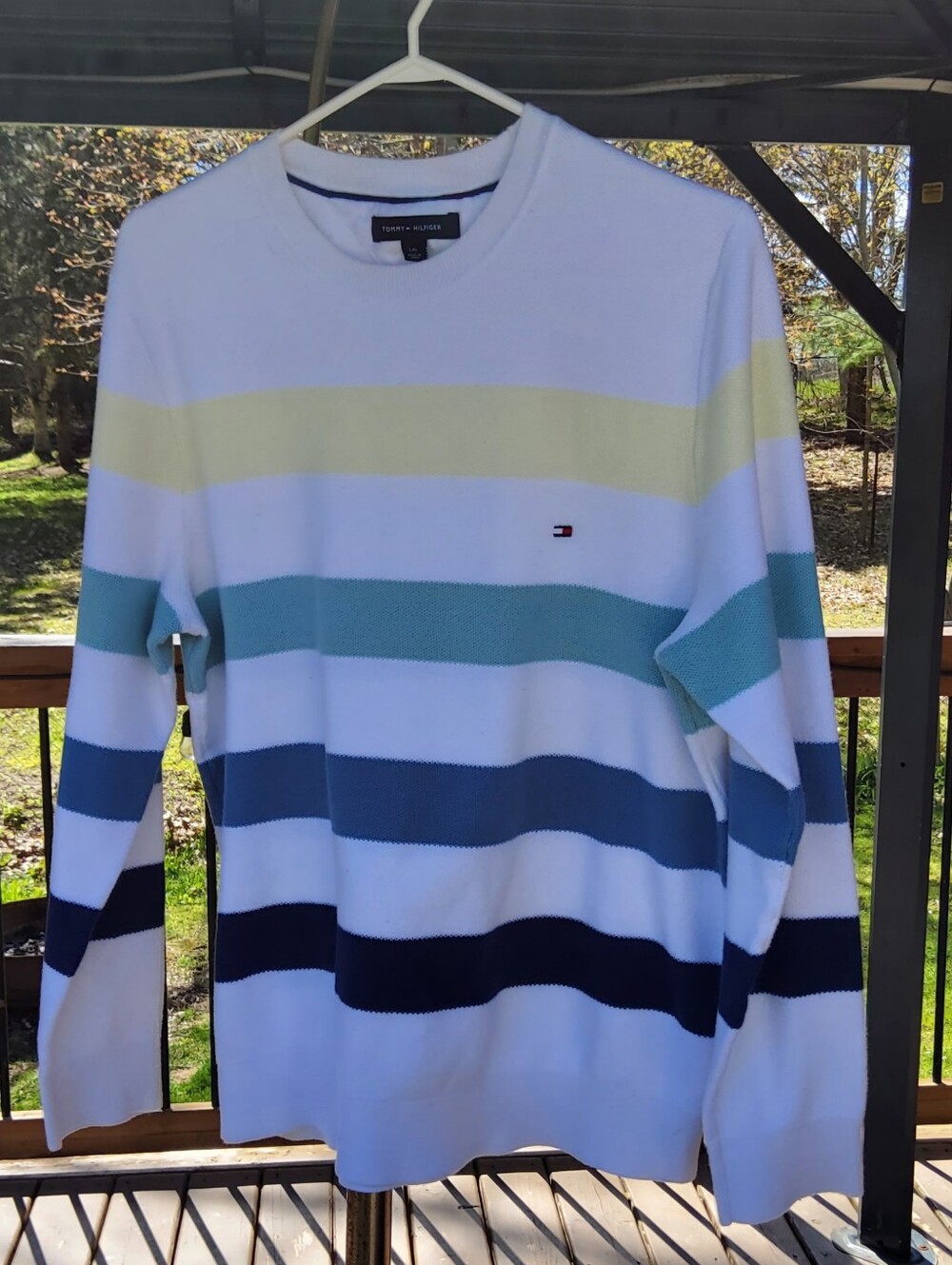 Tommy Hilfiger White Crewneck Sweater with Stripes Of Colours